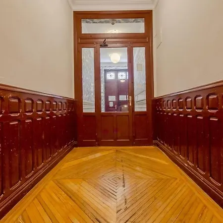 Petite E Chic Loft Para 3 En El Corazon De Madryt Zewnętrze zdjęcie