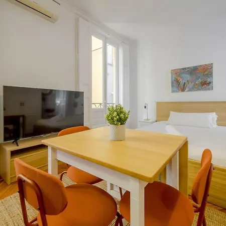 Petite E Chic Loft Para 3 En El Corazon De Madryt Zewnętrze zdjęcie